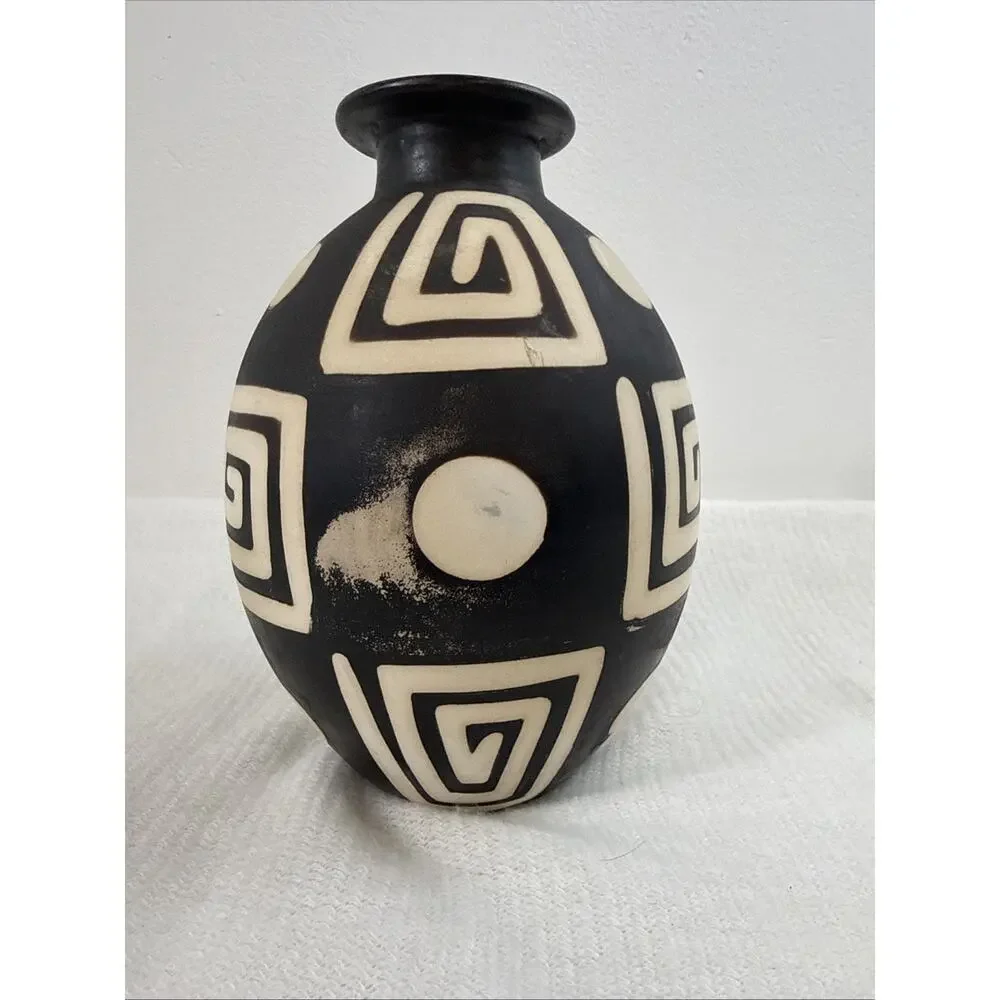Vintage Valeriano Paz Chulucanas Peru Signed Art Pottery Nesting Vases 3pc Set